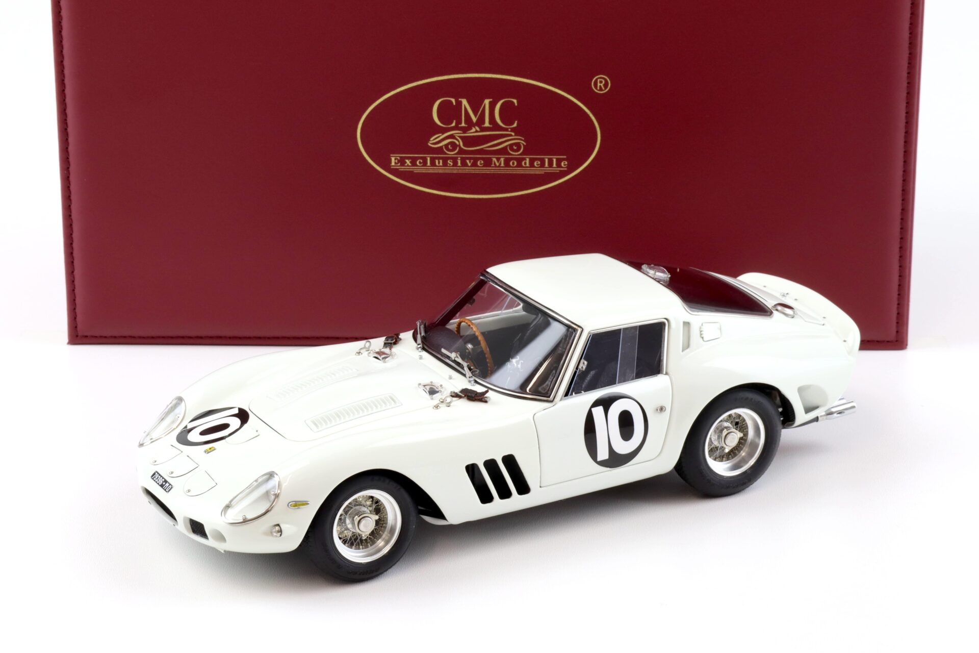 ID 90570 orig.jpg 1:18 CMC Ferrari 250 GTO Tourist Trophy Goodwood 1962 Graham Hill #10 white M-251