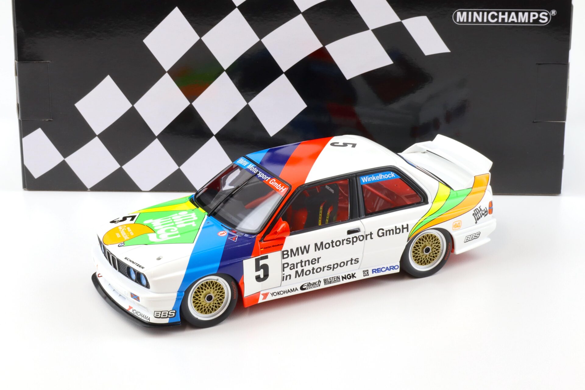 ID 91244 orig.jpg 1:18 Minichamps BMW M3 E30 Winkelhock 3rd Place Macau Guia Race 1990