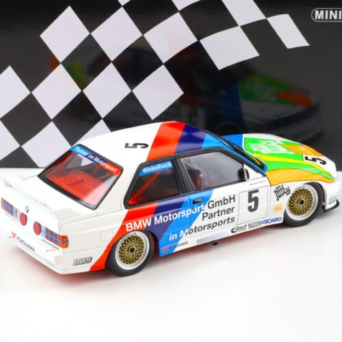 1:18 Minichamps BMW M3 E30 Winkelhock 3rd Place Macau Guia Race 1990