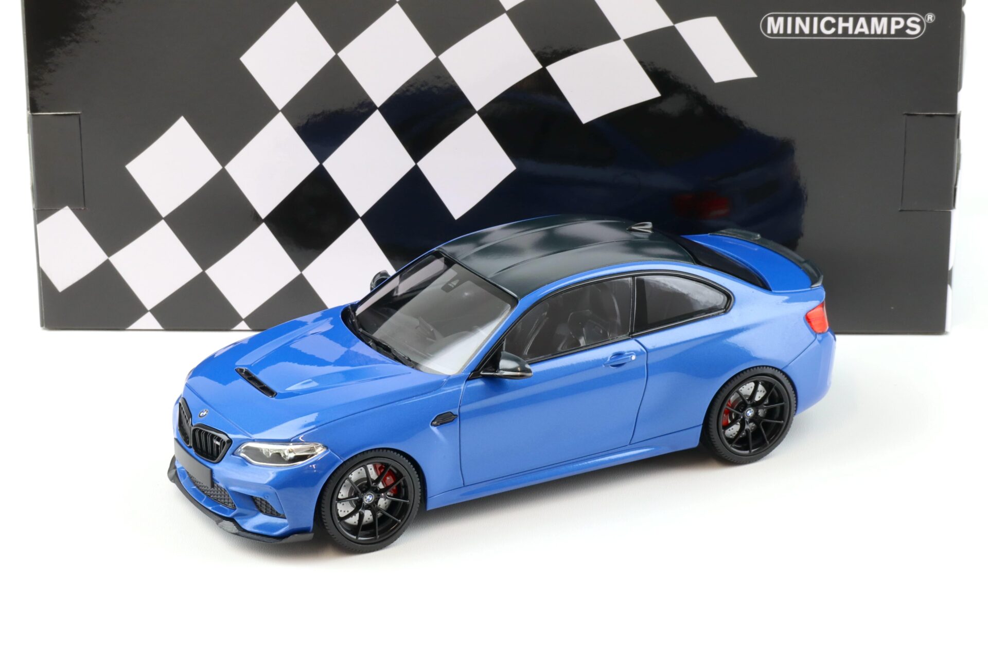 ID 91404 orig.jpg 1:18 Minichamps BMW M2 CS (F87) Coupe 2020 blue metallic with black wheels