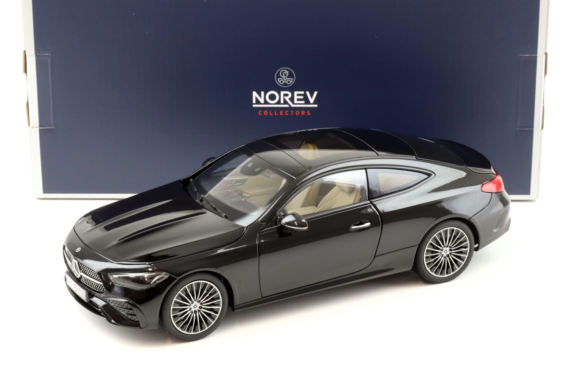 ID 92275 orig.jpg 1:18 Norev Mercedes CLE Coupe C236 obsidian black metallic 2024