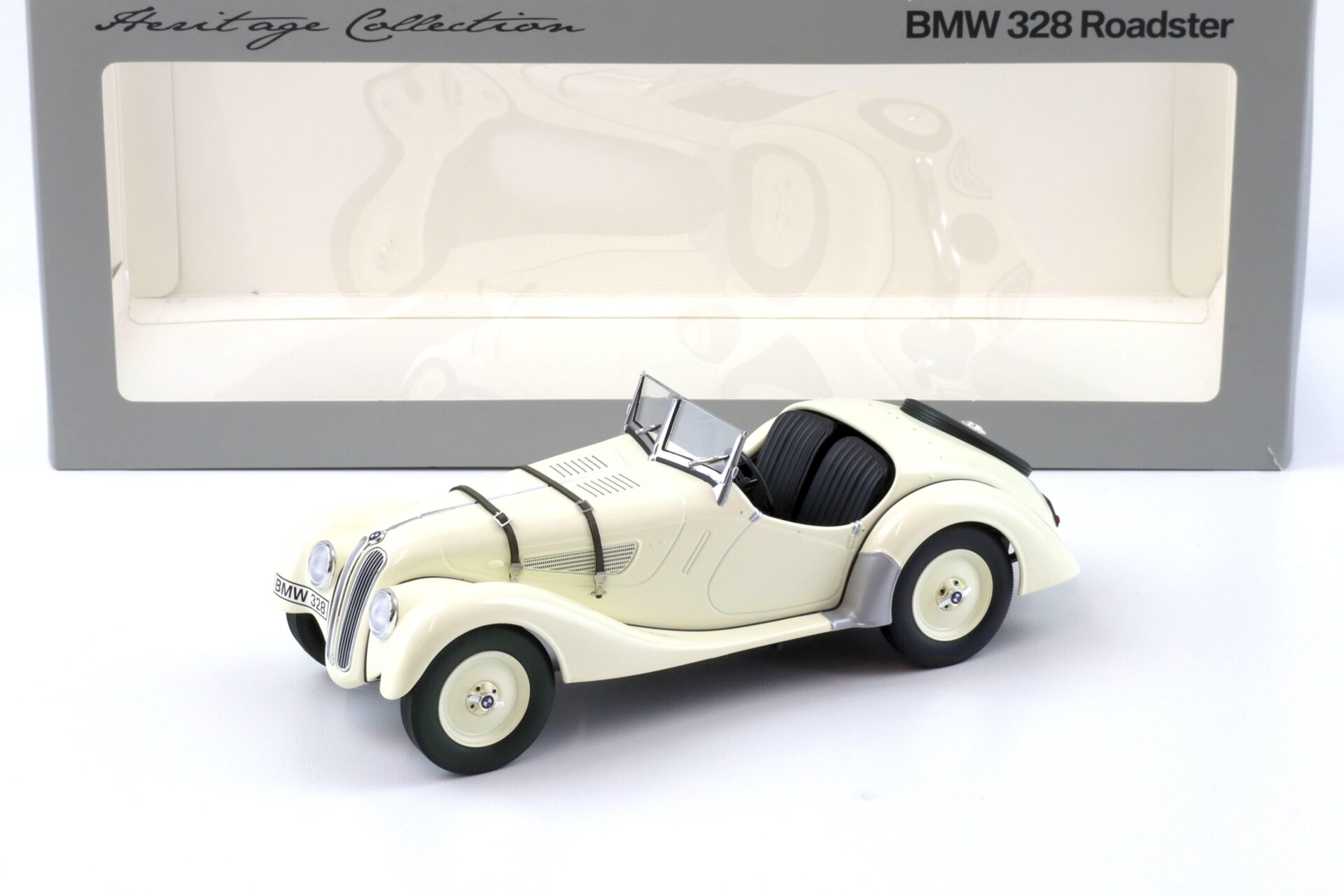 ID 92735 orig.jpg 1:18 Minichamps BMW 328 Roadster 1936-1940 white Heritage DEALER VERSION