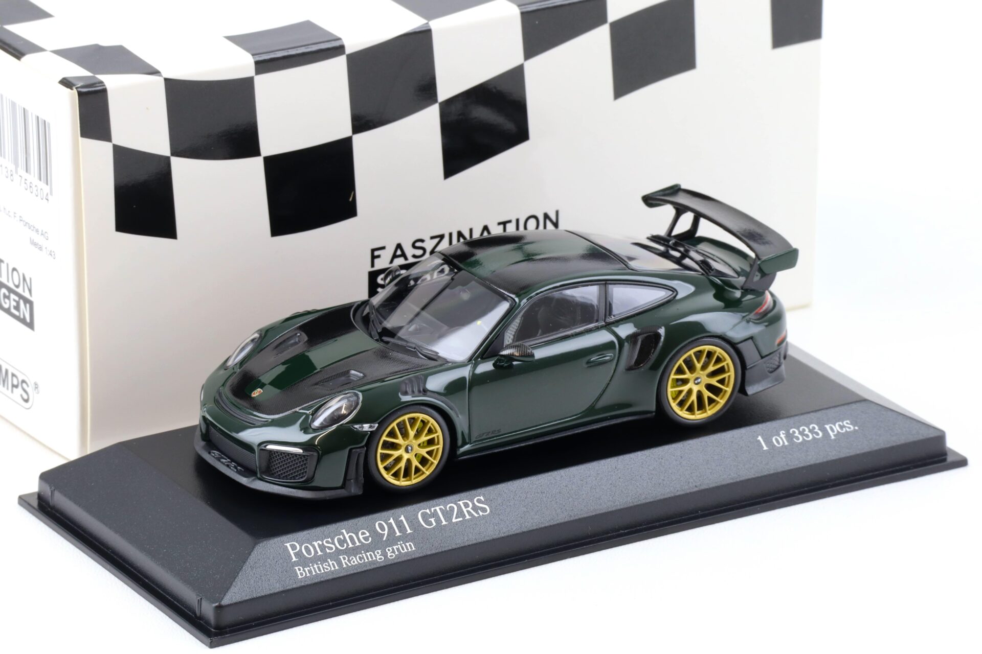 ID 93355 orig.jpg 1:43 Minichamps Porsche 911 (991.II) GT2 RS British Racing green/ gold wheels