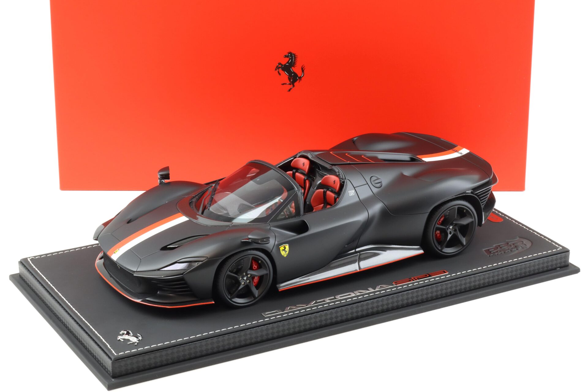 ID 93493 orig.jpg 1:18 BBR Ferrari SP3 Daytona Spider Serie Icona C.Leclerc matt black - Limited 216 pcs.