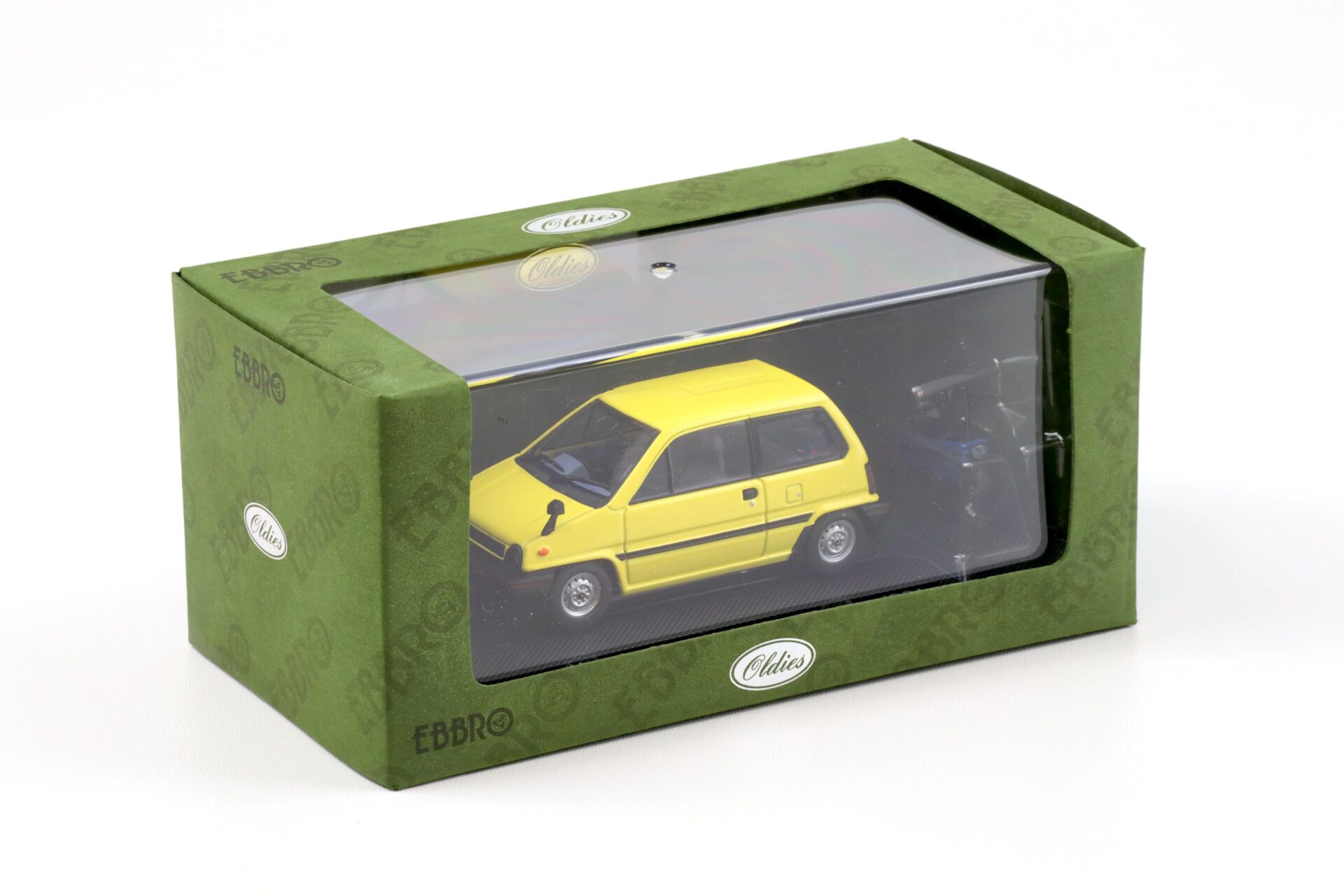 1:43 Ebbro Honda City 1981 yellow with Motocompo