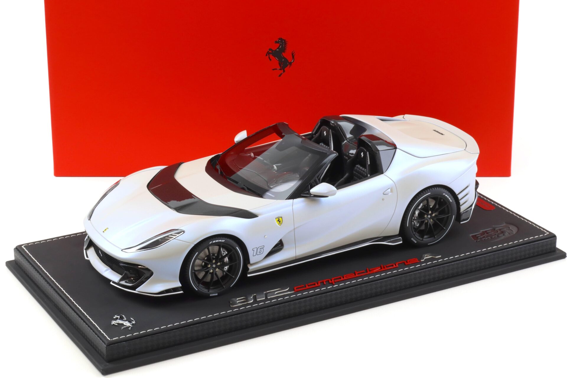 1:18 BBR Ferrari 812 Competizione A Bianco Onda Marina matt - Limited 136 pcs.