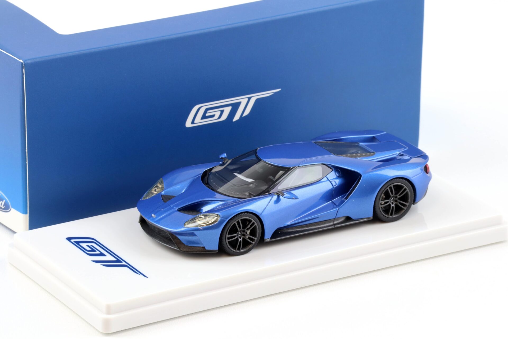 ID 95291 orig.jpg 1:43 TSM Model 2015 Ford GT Detroit Auto Show Liquid blue Ford Collection