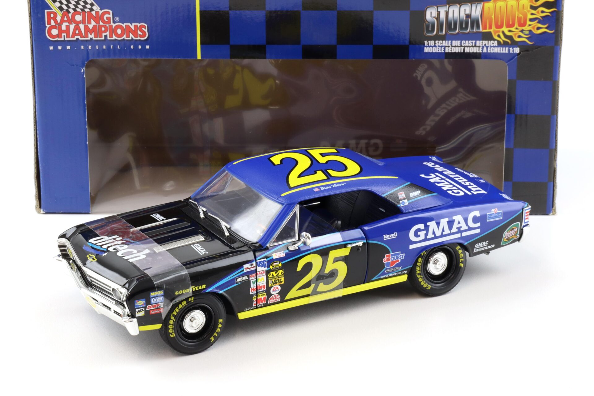 ID 95380 orig.jpg 1:18 ERTL 1967 Chevrolet Chevelle Brian Vickers GMAC #25 blue 76332