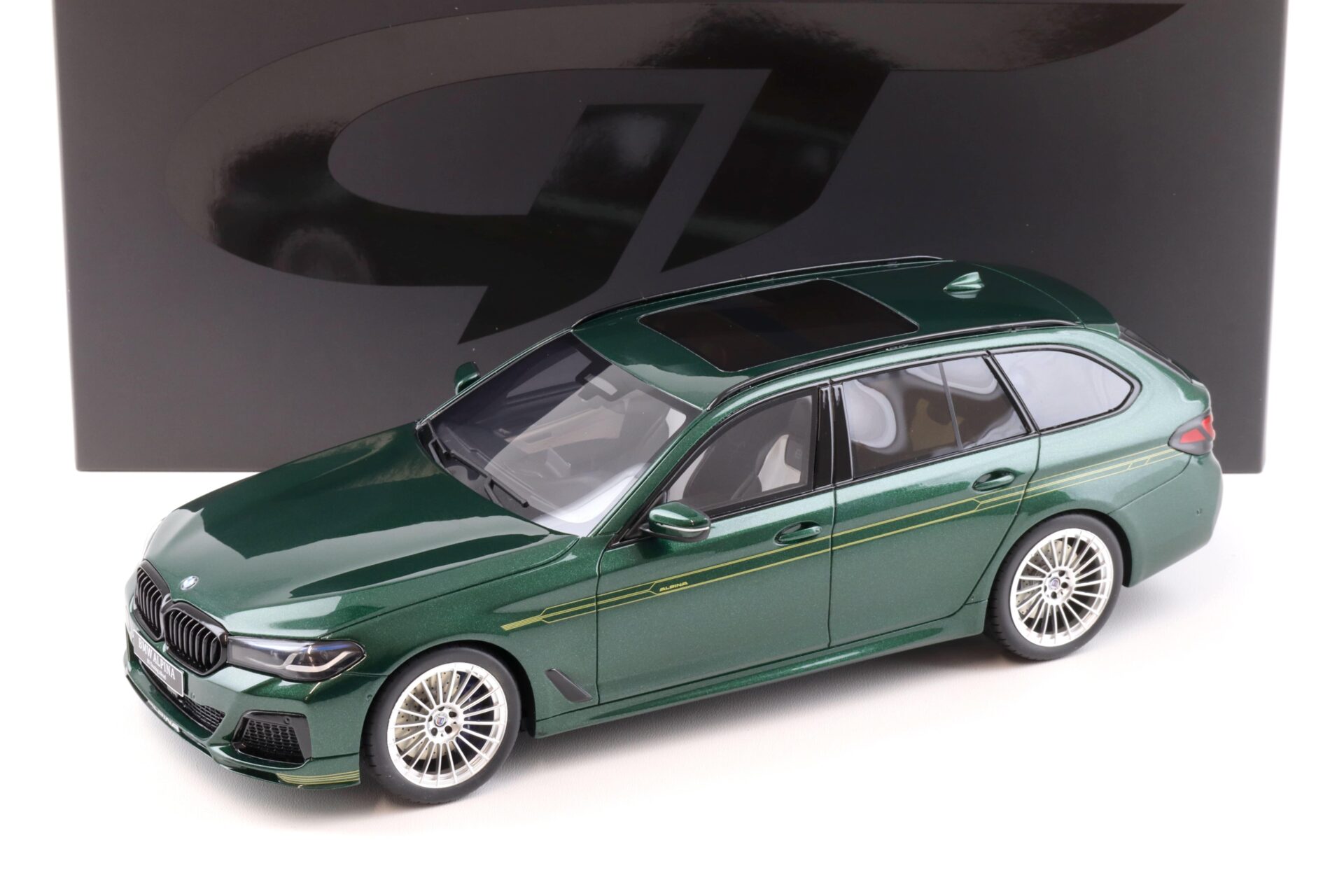 ID 95664 orig.jpg 1:18 GT Spirit GT475 BMW 5 Series G31 Alpina B5 Touring Alpina green II 2023