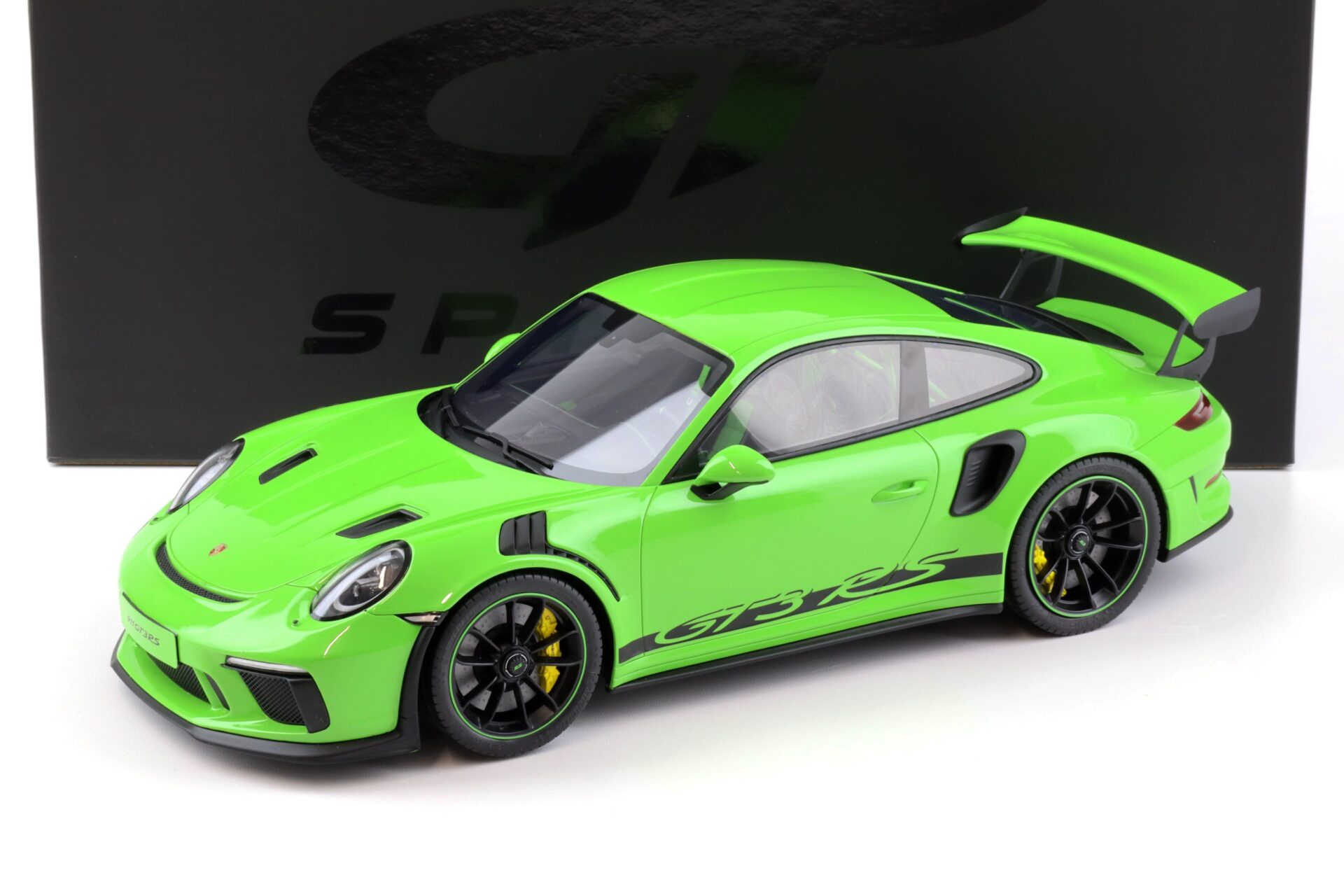 ID 95691 orig.jpg 1:12 GT Spirit GT917 Porsche 911 (991.2) GT3 RS Coupe Lizard green 2019