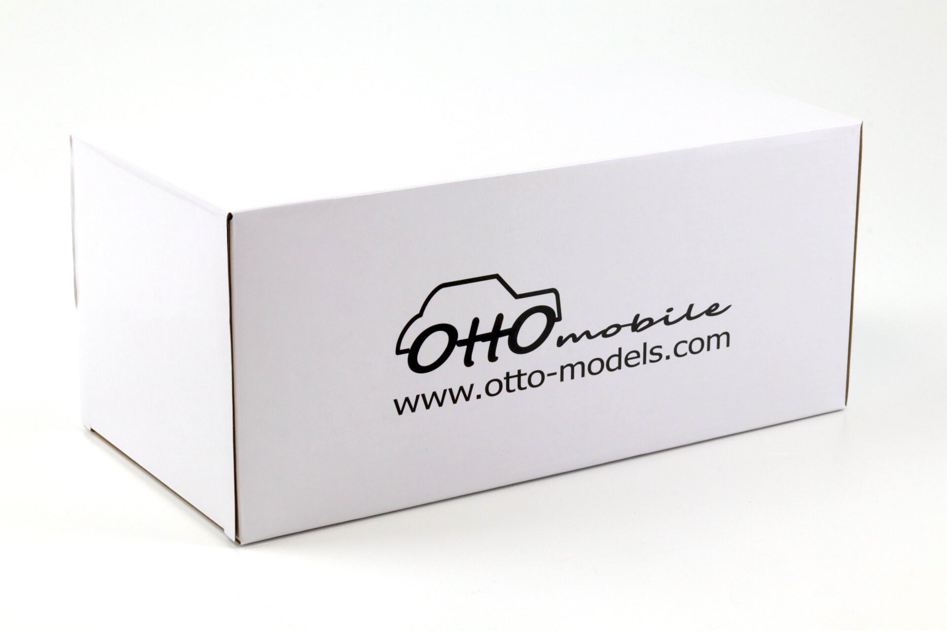 1:18 OTTO mobile OT1126 Mercedes G-Class G55 AMG Iridium silver 2003