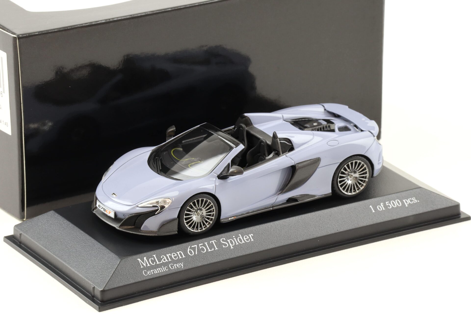 ID 96530 orig.jpg 1:43 Minichamps McLaren 675LT Spider 2016 Ceramic grey DEALER VERSION
