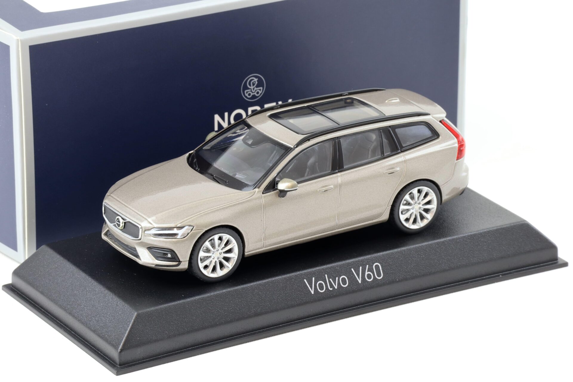 ID 96593 orig.jpg 1:43 Norev Volvo V60 Estate 2018 Pebble grey 870018
