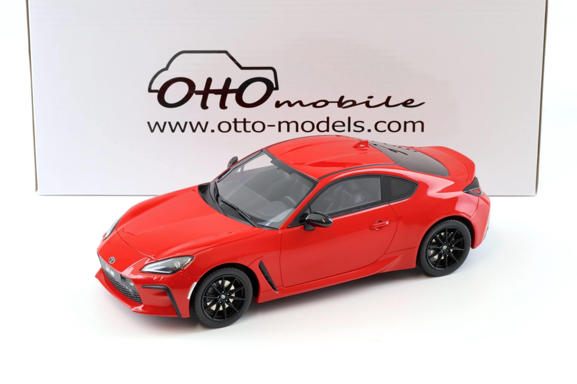 ID 97219 orig.jpg 1:18 OTTO mobile OT470 Toyota GR86 Coupe 2022 Flaming red