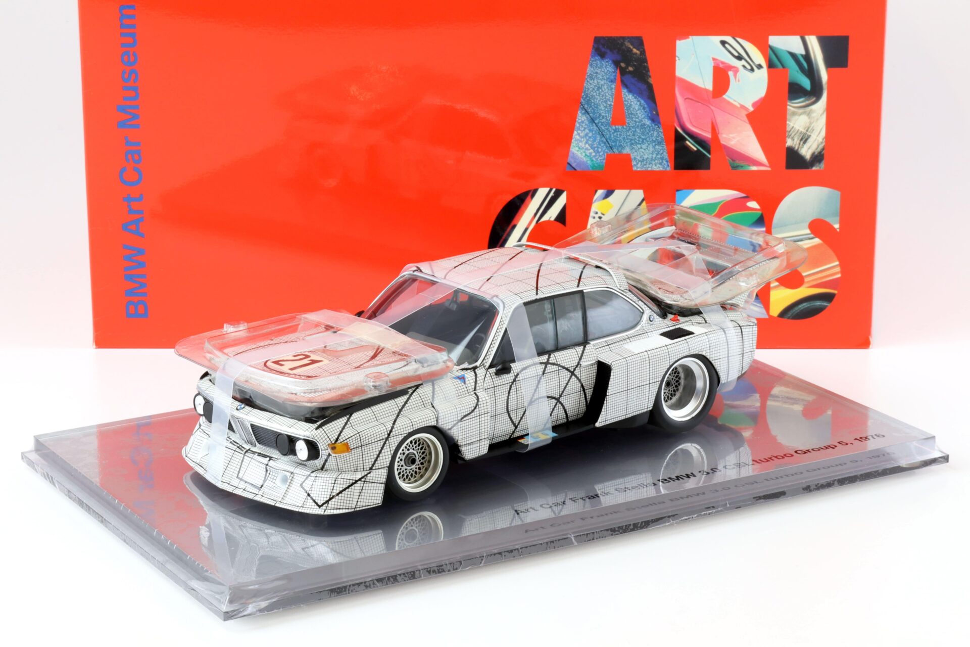 ID 97261 orig.jpg 1:18 Minichamps BMW 3.0 CSL Frank Stella ART CAR DEALER VERSION