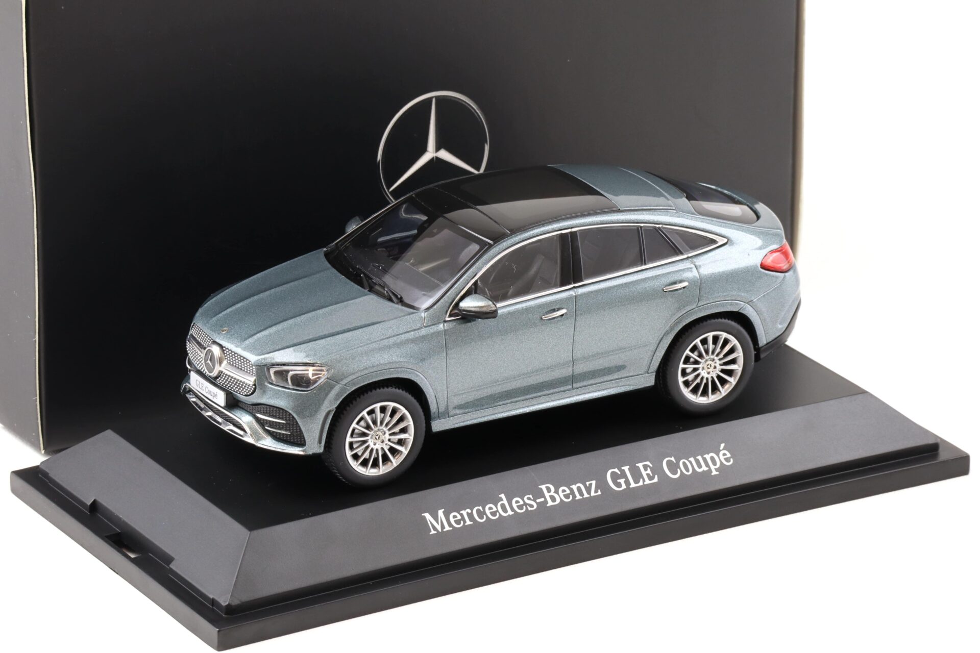 ID 97845 orig.jpg 1:43 iScale Mercedes GLE Coupe C167 AMG Line 2020 selenite grey DEALER VERSION
