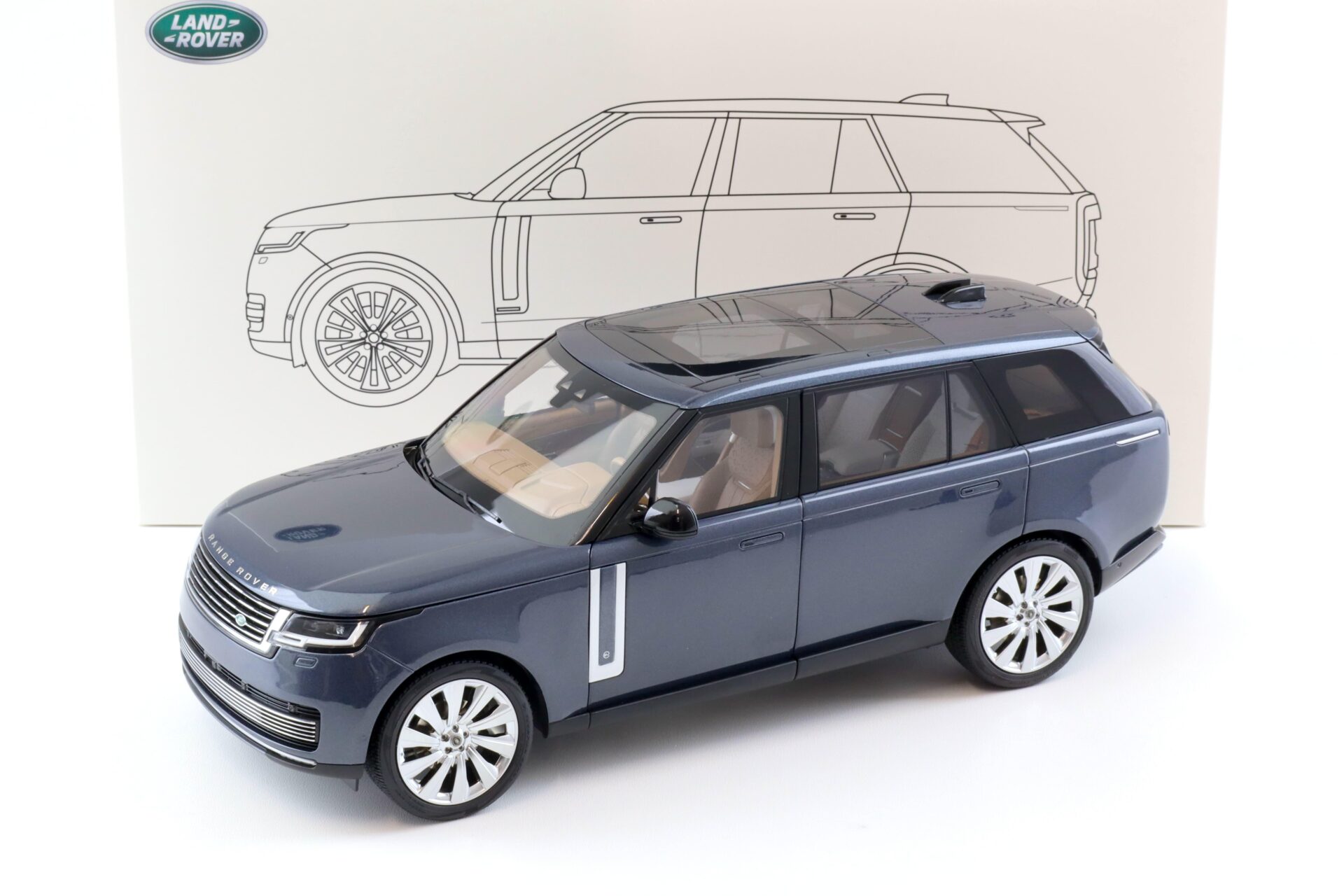 1:18 LCD Models Land Rover Range Rover SV SERENITY blue metallic 2022 LCD18017-BU