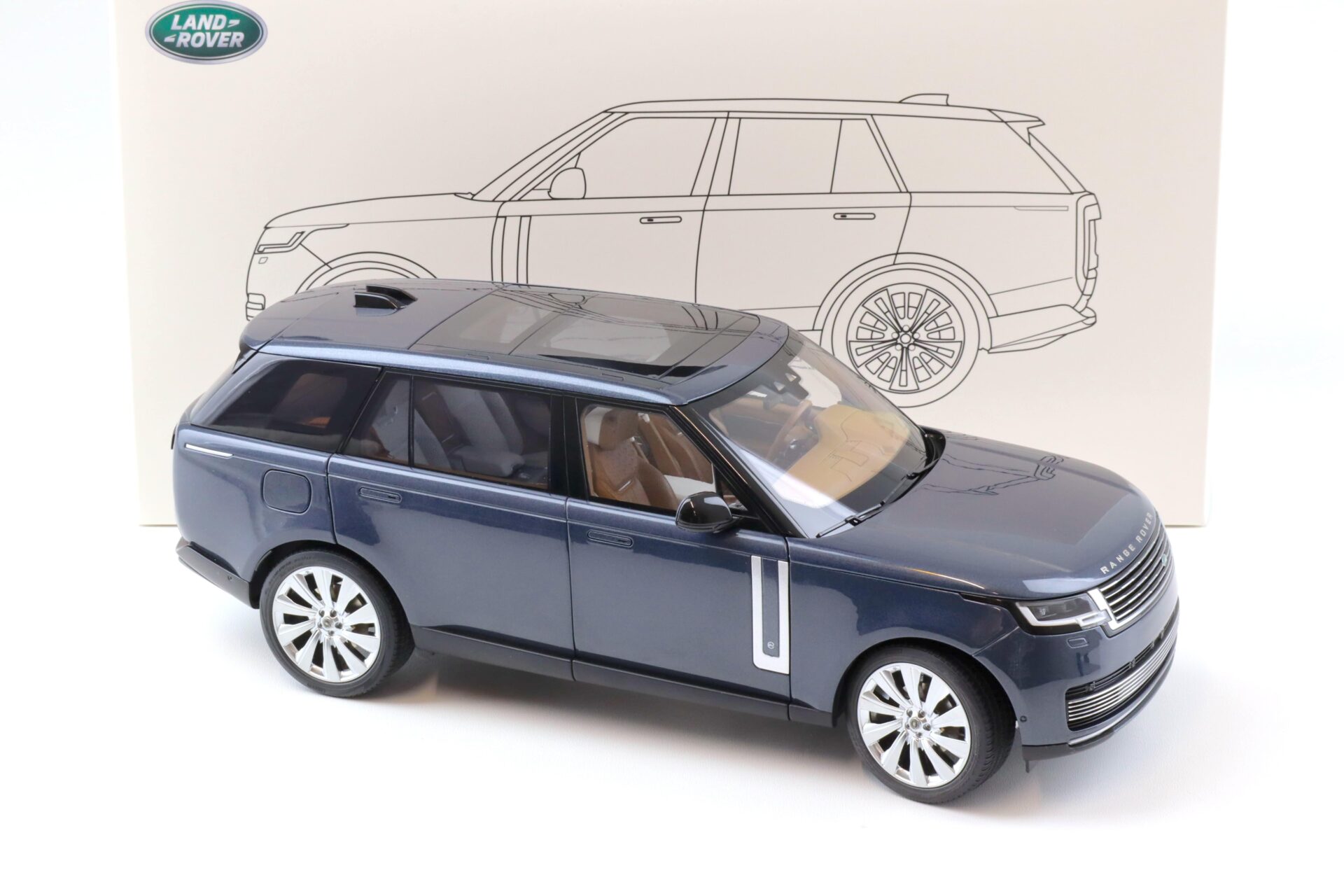 1:18 LCD Models Land Rover Range Rover SV SERENITY blue metallic 2022 LCD18017-BU
