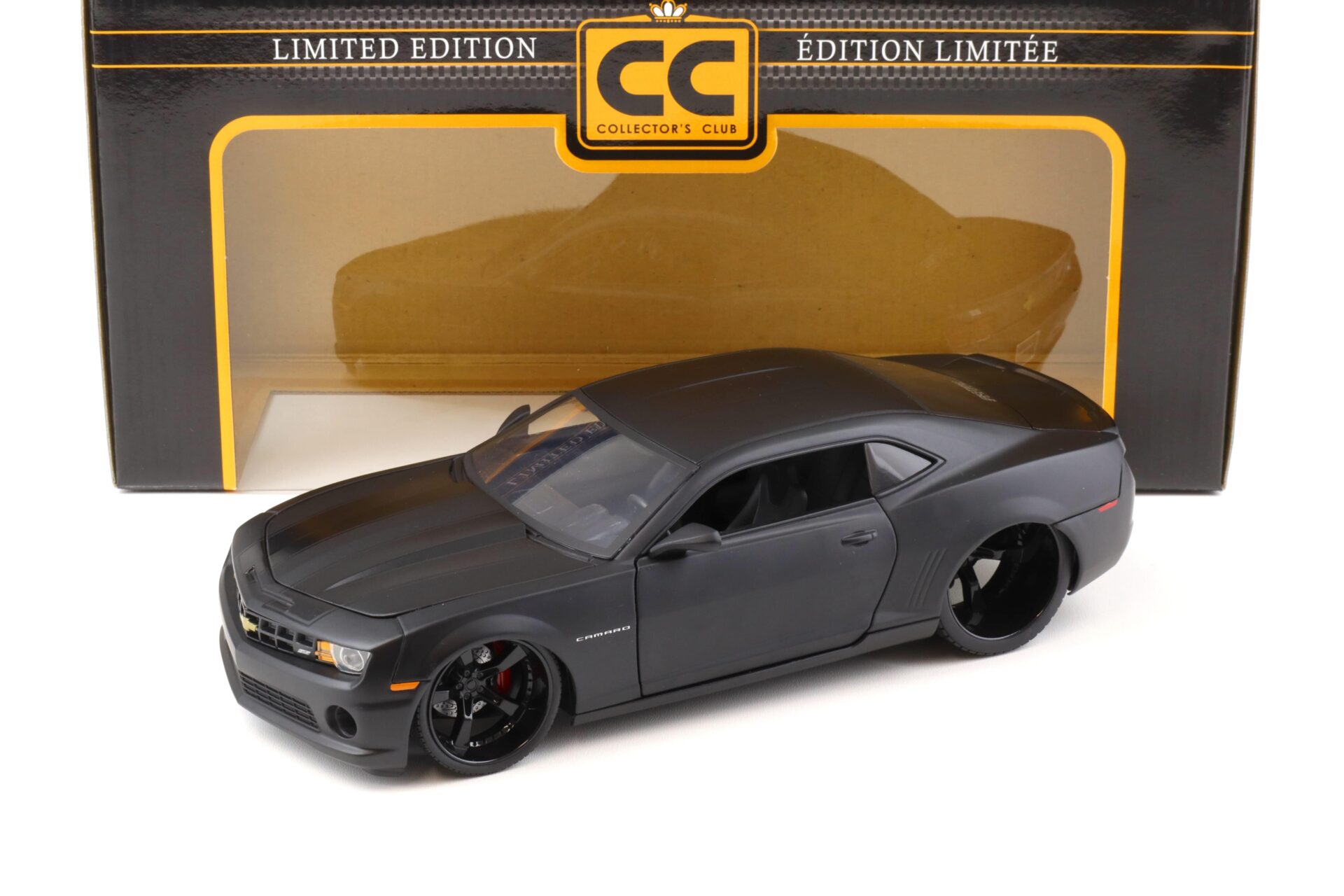 ID 99185 orig.jpg 1:18 JADA Toys 2010 Chevrolet Camaro SS Coupe Collectors Club matt black