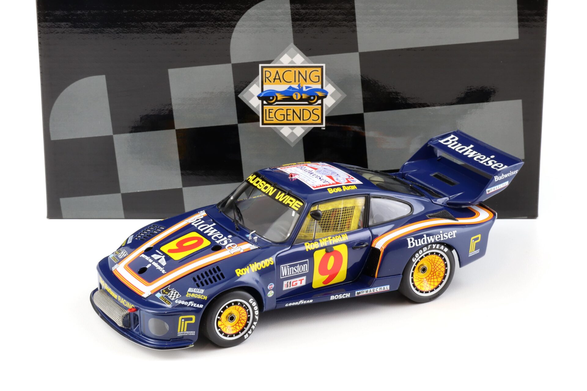 ID 99412 orig.jpg 1:18 Exoto Porsche 935 Turbo 12h Winner Sebring 1979 Budweiser #9 RLG19104