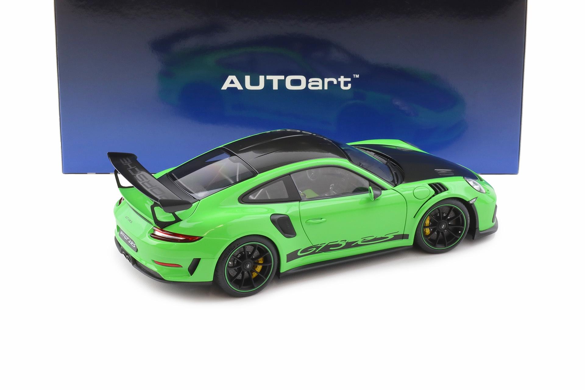 1:18 AUTOart Porsche 911 991.2 GT3 RS Weissach Package Lizard green 78179