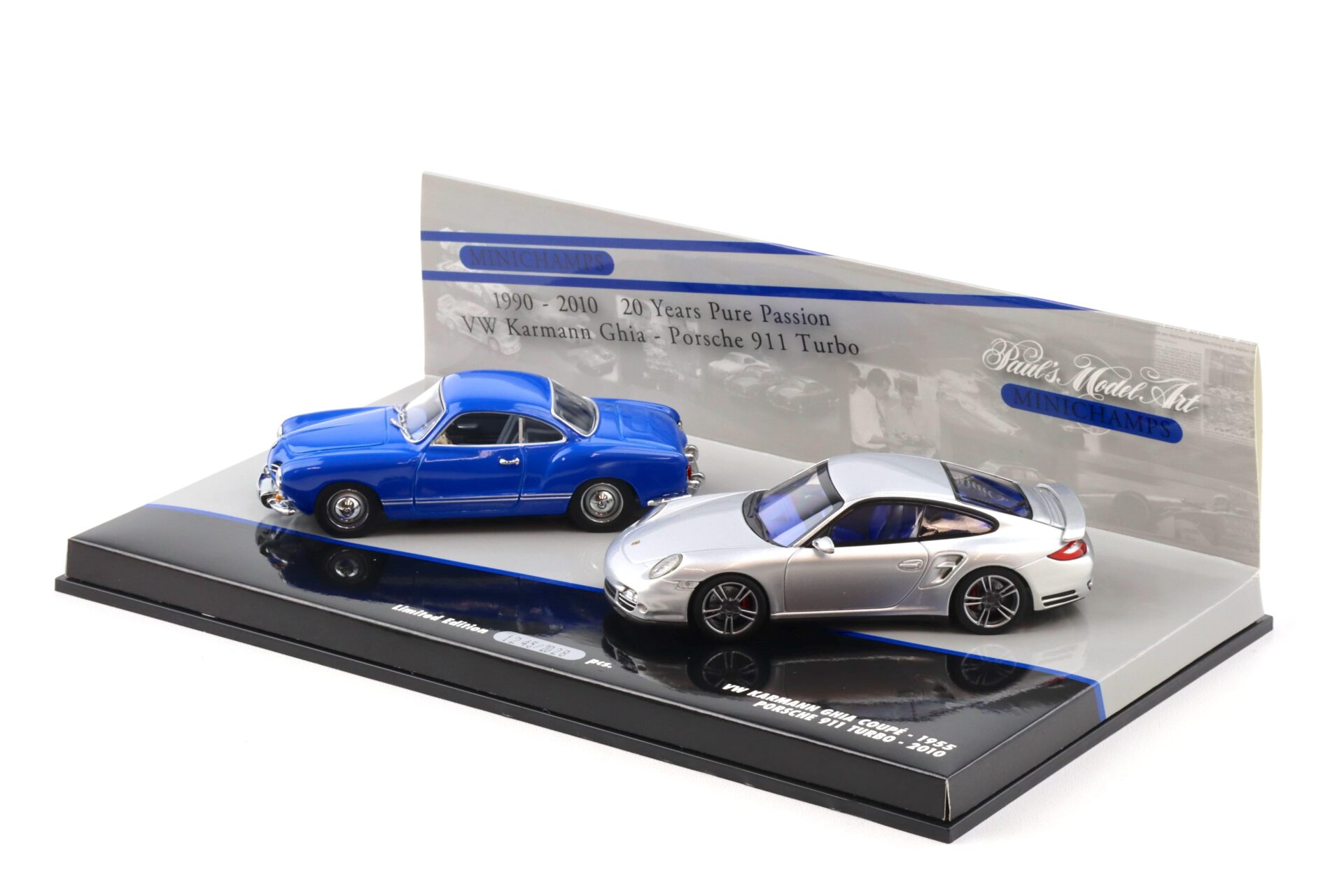 1:43 Minichamps Set 20 Years Porsche 911 Turbo silver + VW Karmann Ghia blue