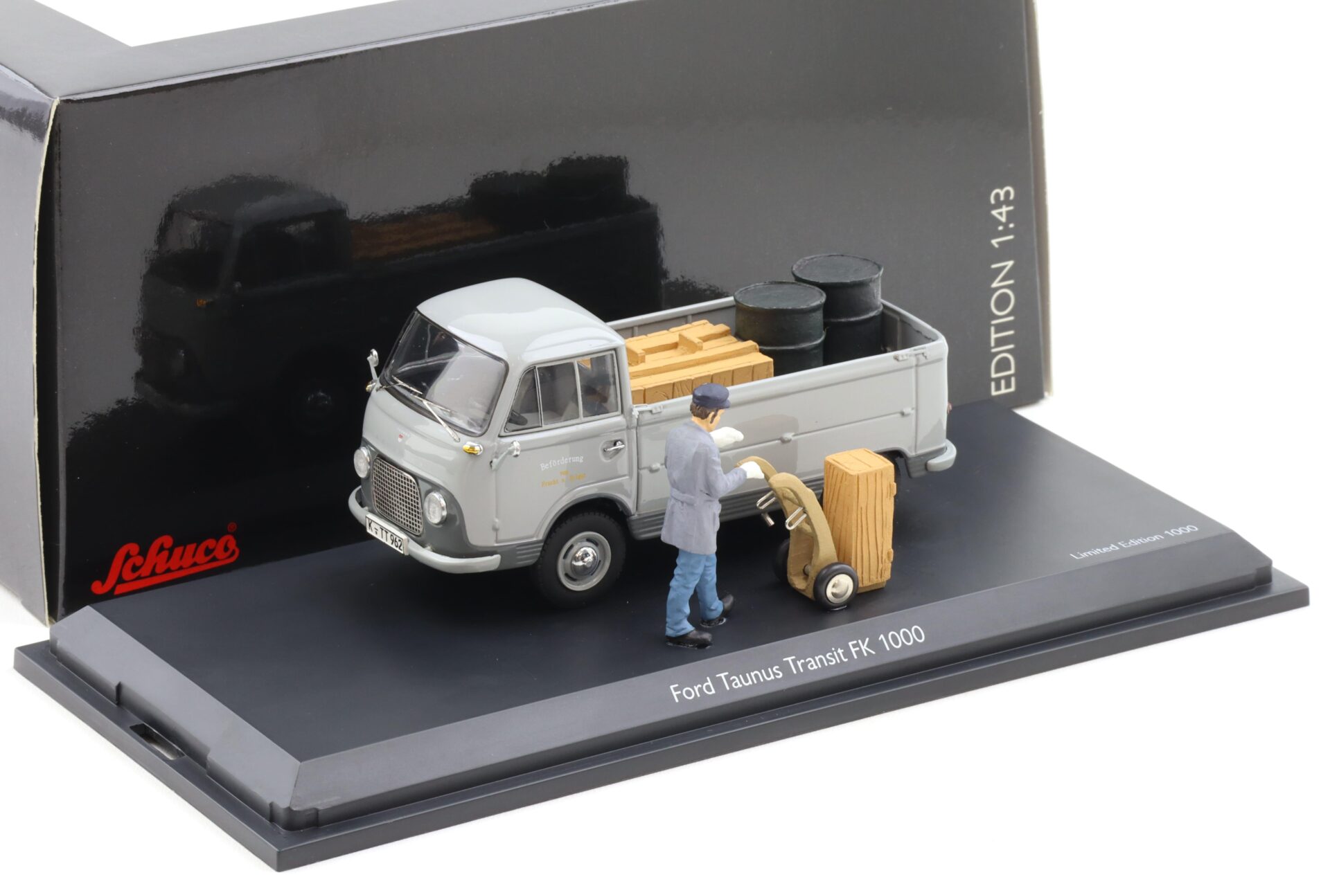 1:43 Schuco Ford Taunus Transit FK 1000 Pritsche Fracht und Eilgut grey
