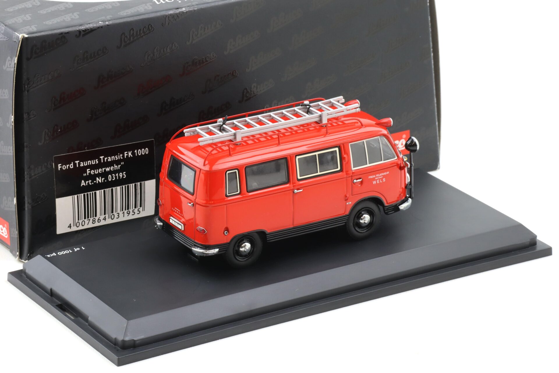 1:43 Schuco Ford Taunus Transit FK1000 VAN Feuerwehr Wels red