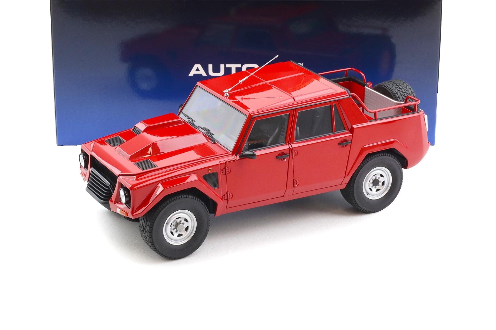 ID 114412 orig.jpg 1:18 AUTOart Lamborghini LM002 Rosso Siviglia red 1986