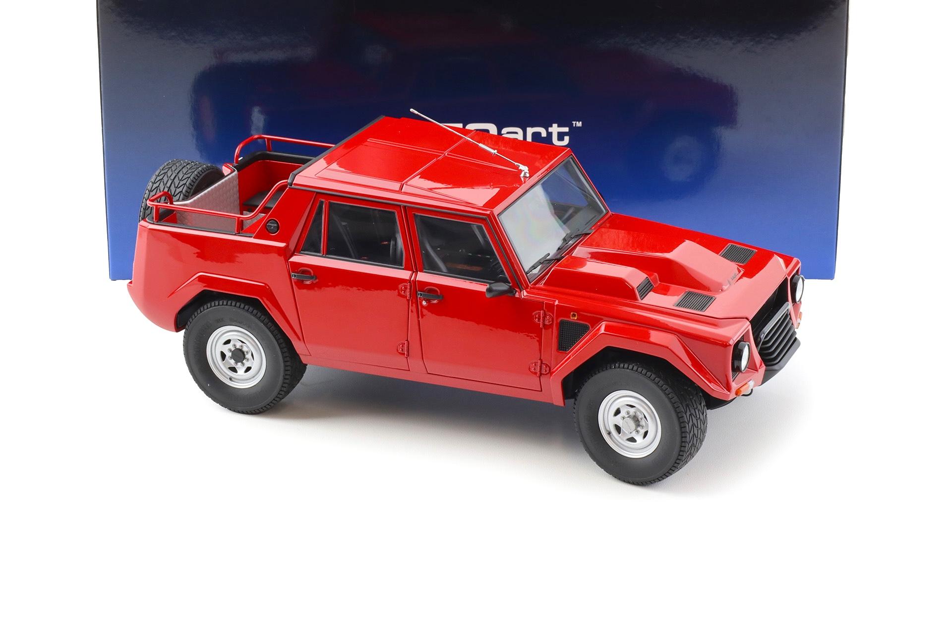 1:18 AUTOart Lamborghini LM002 Rosso Siviglia red 1986