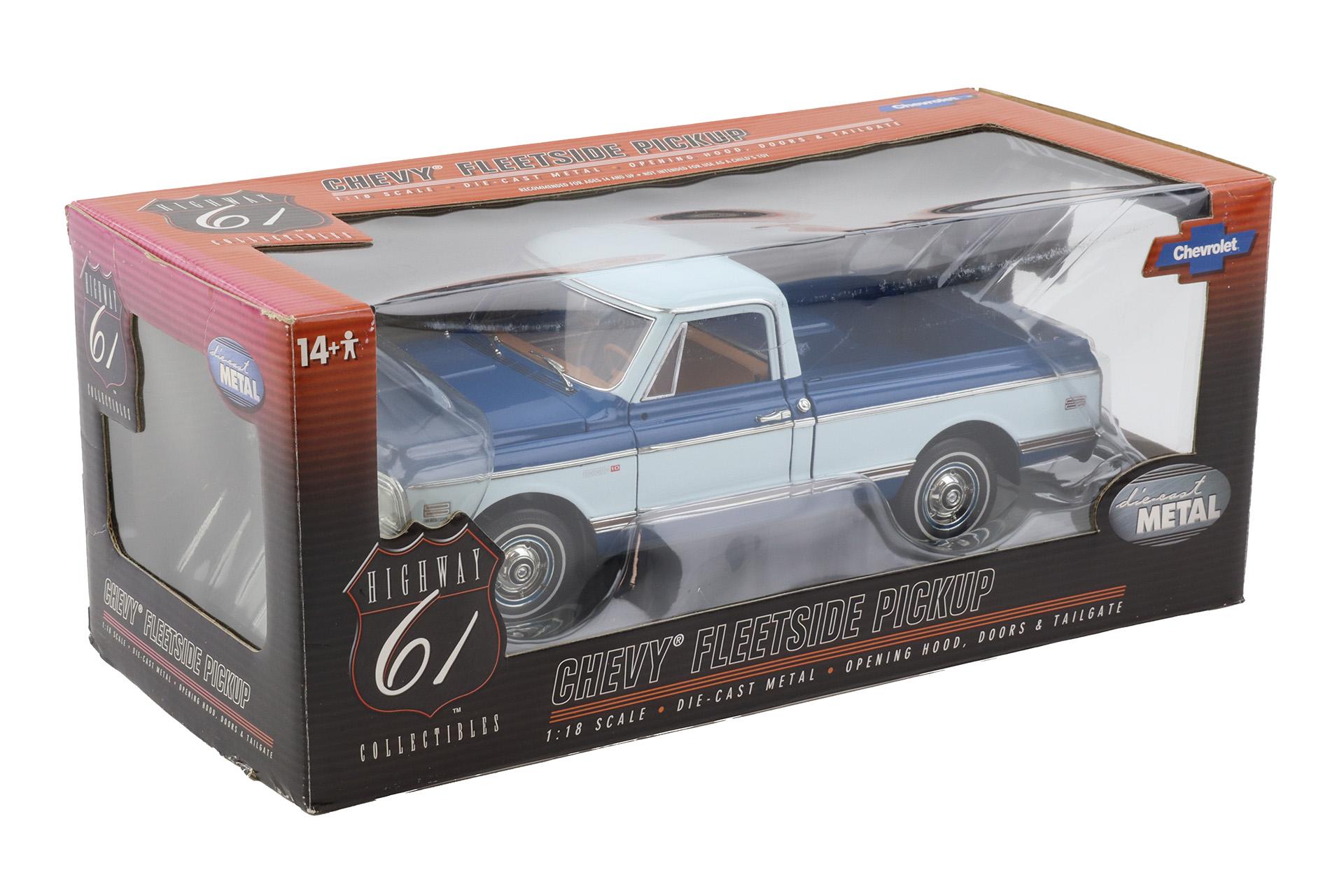 1:18 Highway61 Chevrolet Fleetside C-10 Pickup 1972 Medium blue/ white