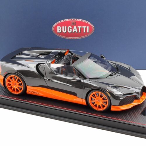 1:18 MR Collection Bugatti W16 Mistral World Record 2023 Carbon/ orange - Limited 199 pcs.