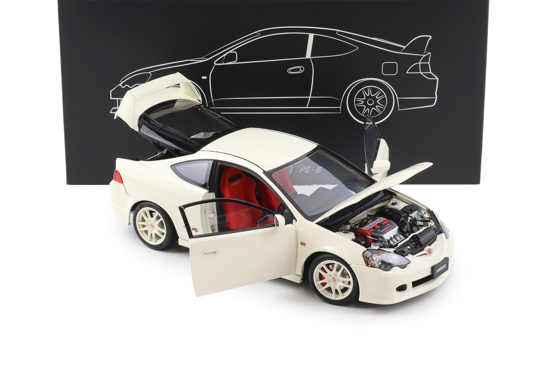 1:18 LCD Models Honda Integra Type R (DC5) Coupe white LCD18019-WH