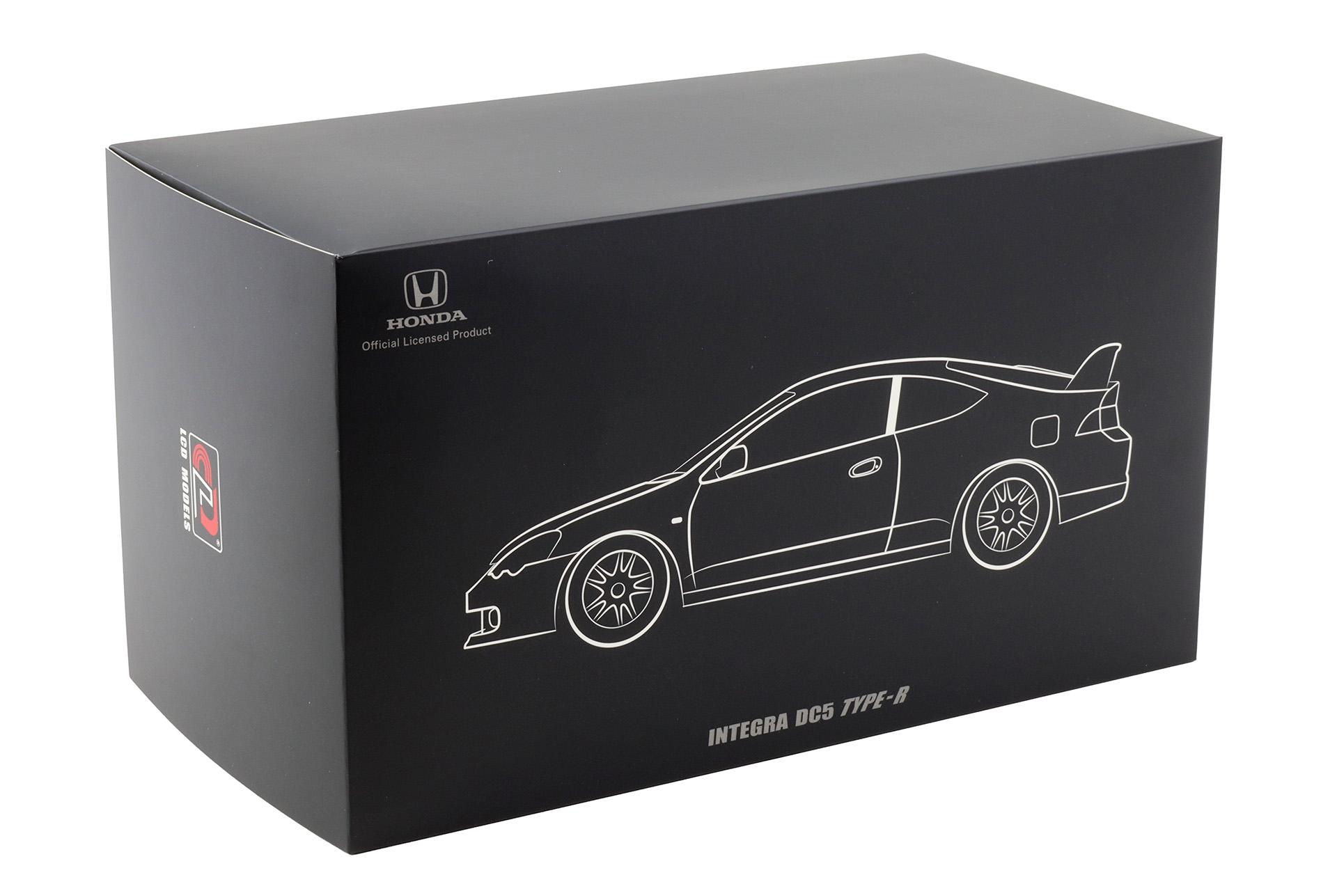 1:18 LCD Models Honda Integra Type R (DC5) Coupe white LCD18019-WH