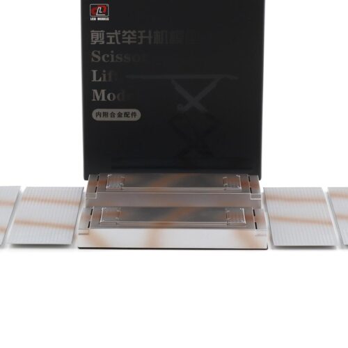 1:18 LCD Models Zubehör DIE-Cast Hebebühne Scissor Lift silver LCD18026-SI