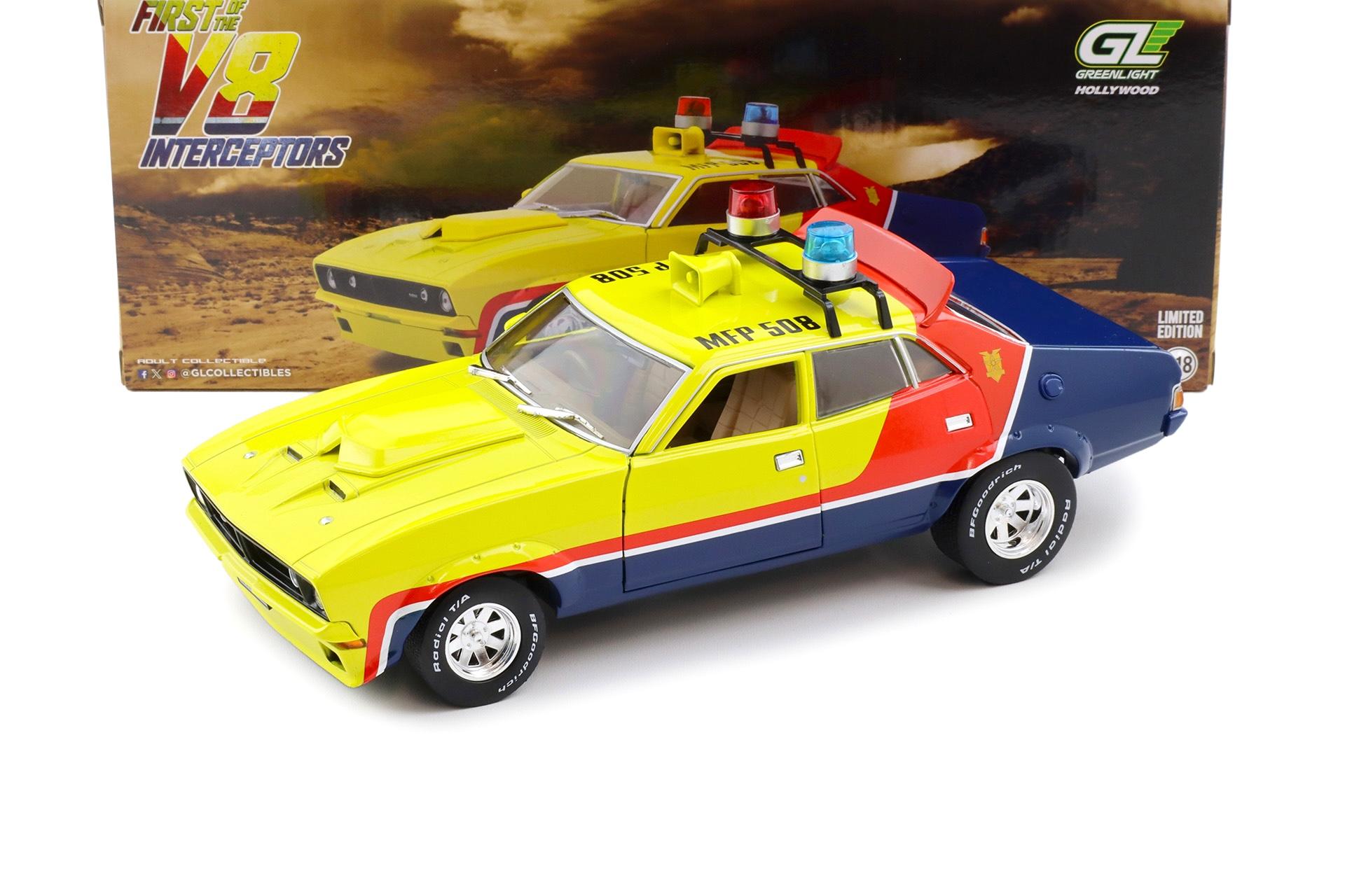 1:18 Greenlight Ford Falcon XB V8 Intercopter 1974 Police Car MAD MAX yellow/ red/ blue