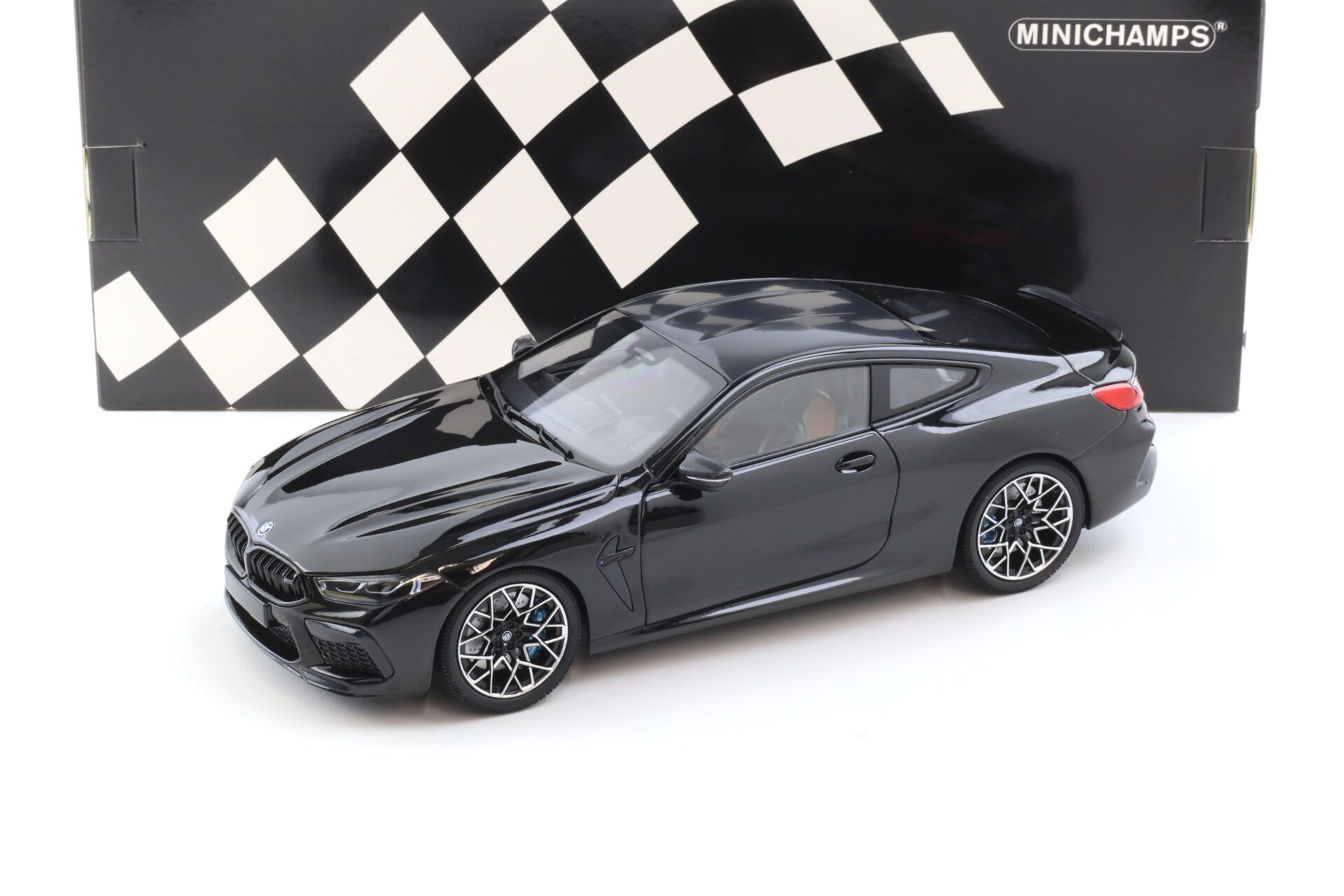 1:18 Minichamps BMW M8 Competition Coupe F92 black metallic