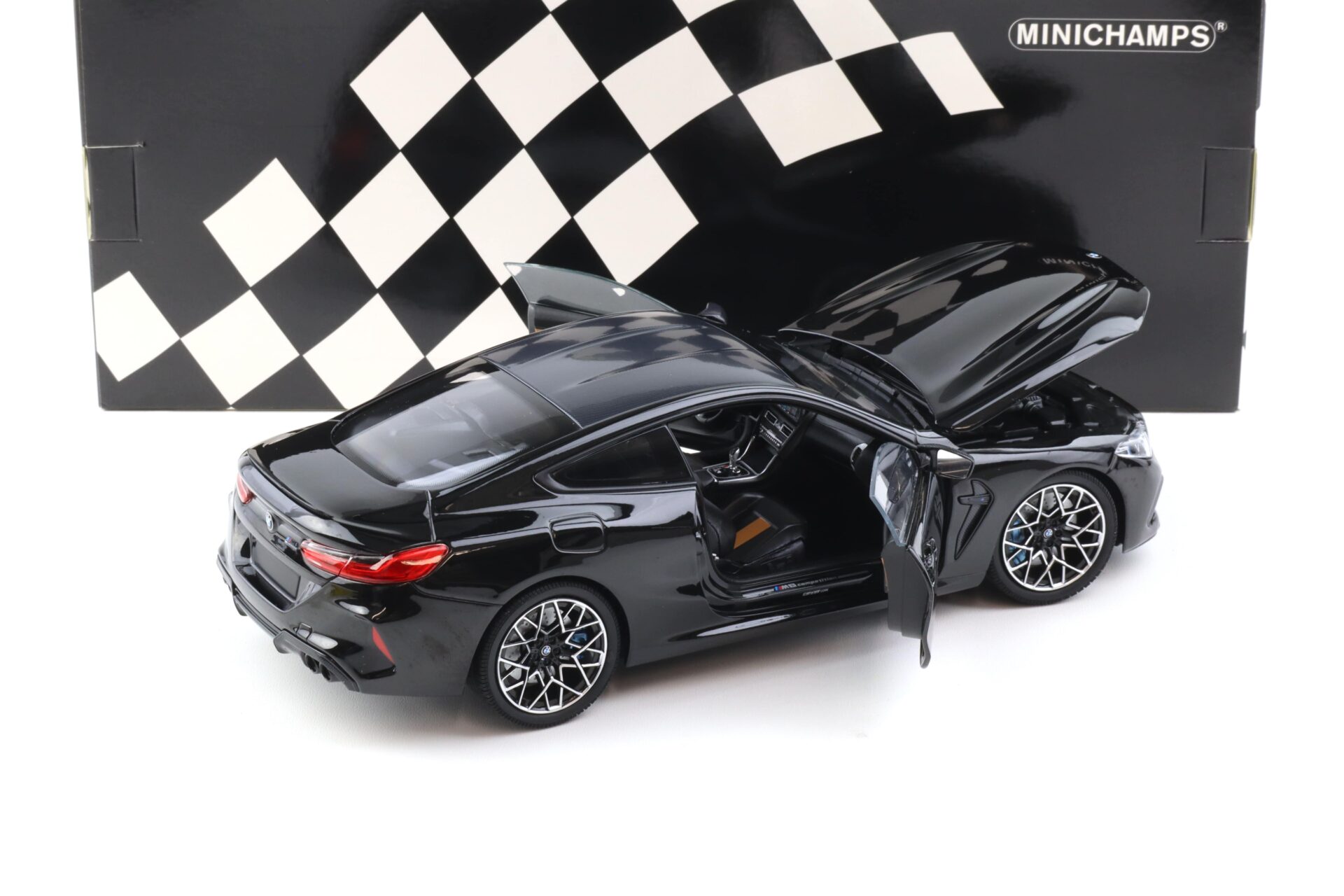 1:18 Minichamps BMW M8 Competition Coupe F92 black metallic
