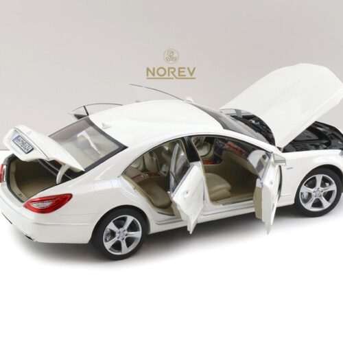1:18 Norev Mercedes CLS Coupe 2011 Type C218 Diamond white metallic