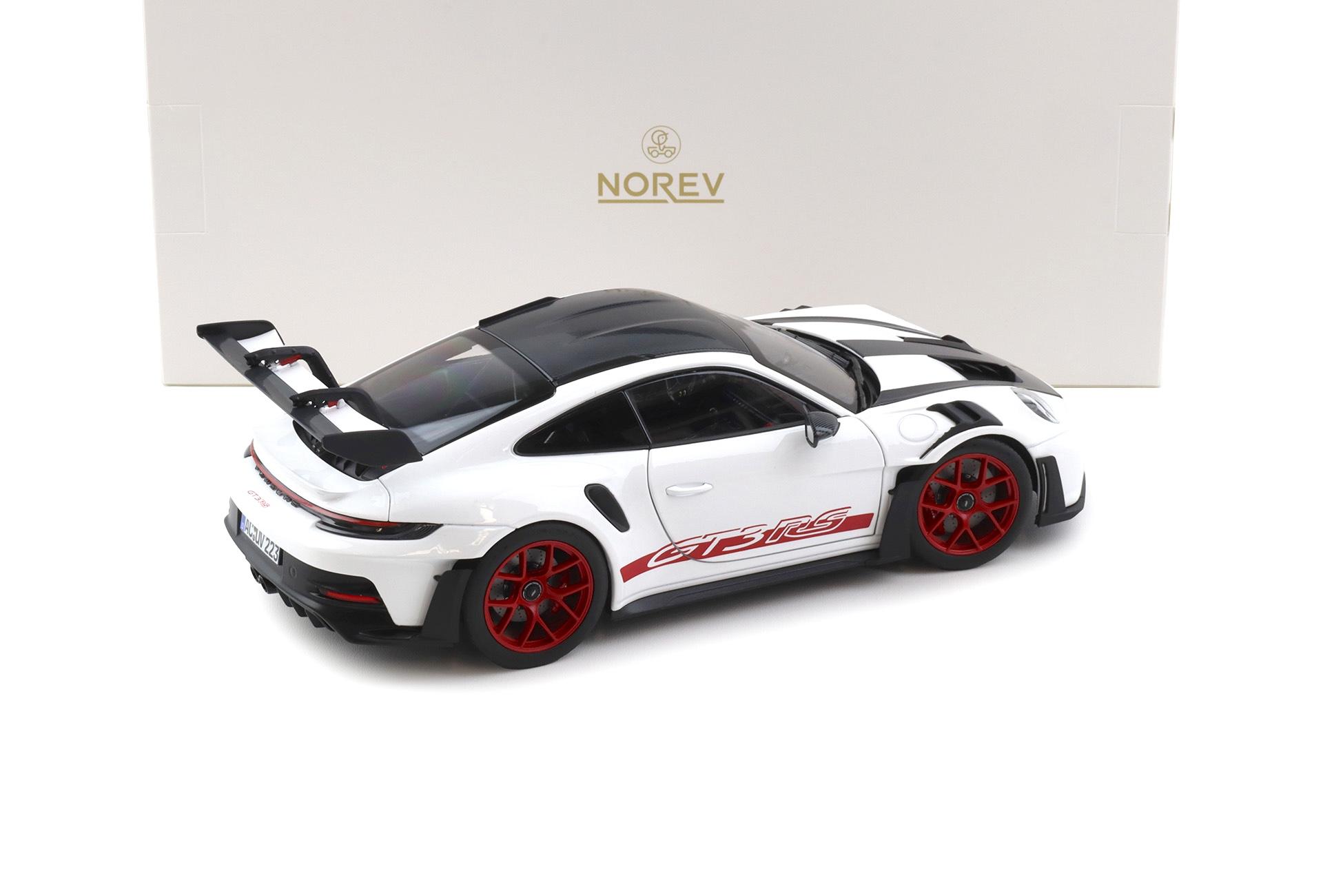 1:18 Norev Porsche 911 992 GT3 RS Weissach Package 2022 white/ Pyro red