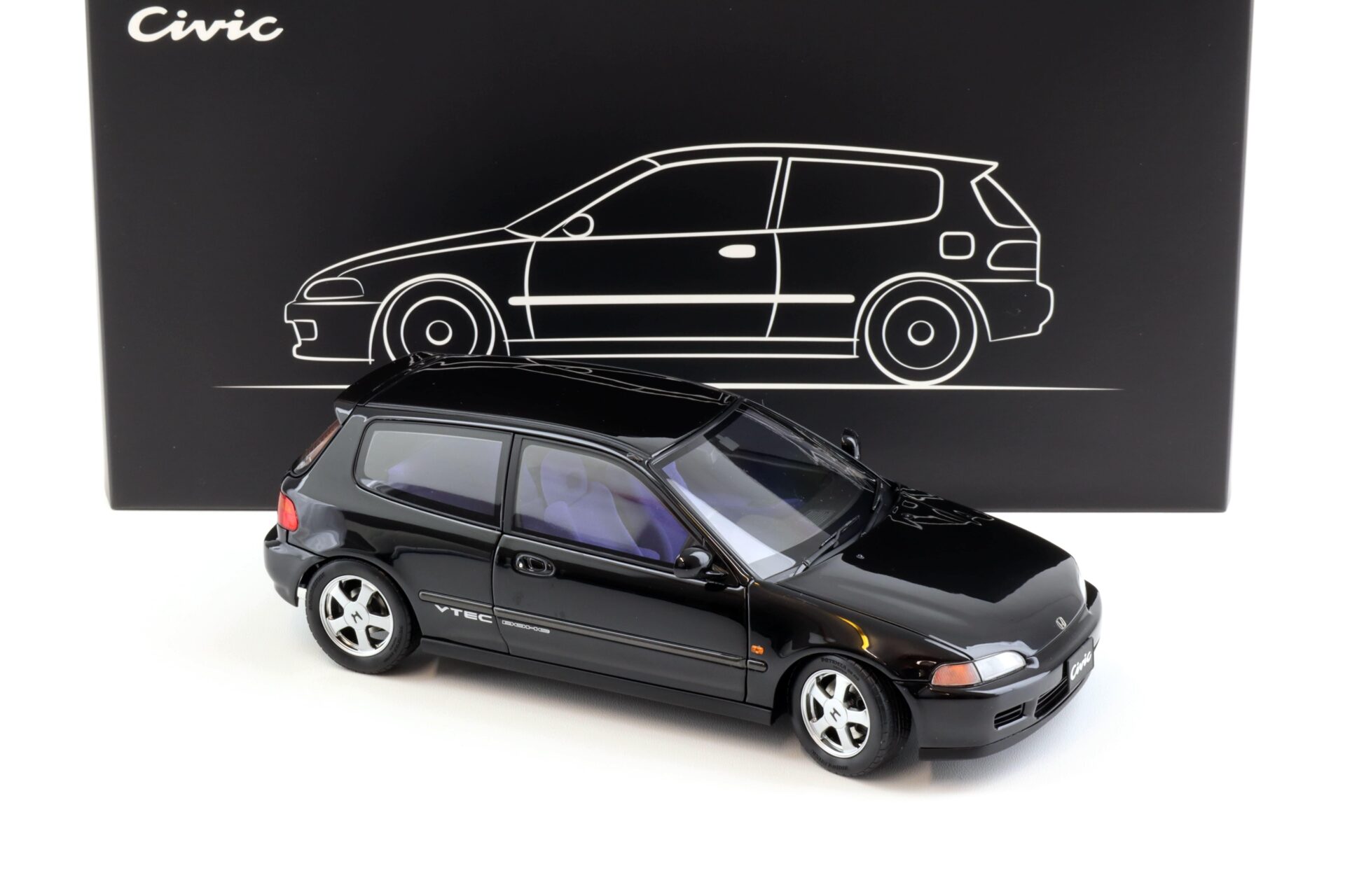 1:18 LCD Models Honda Civic SiR II (EG6) VTEC 1993 black with Lift LCD18018-BL