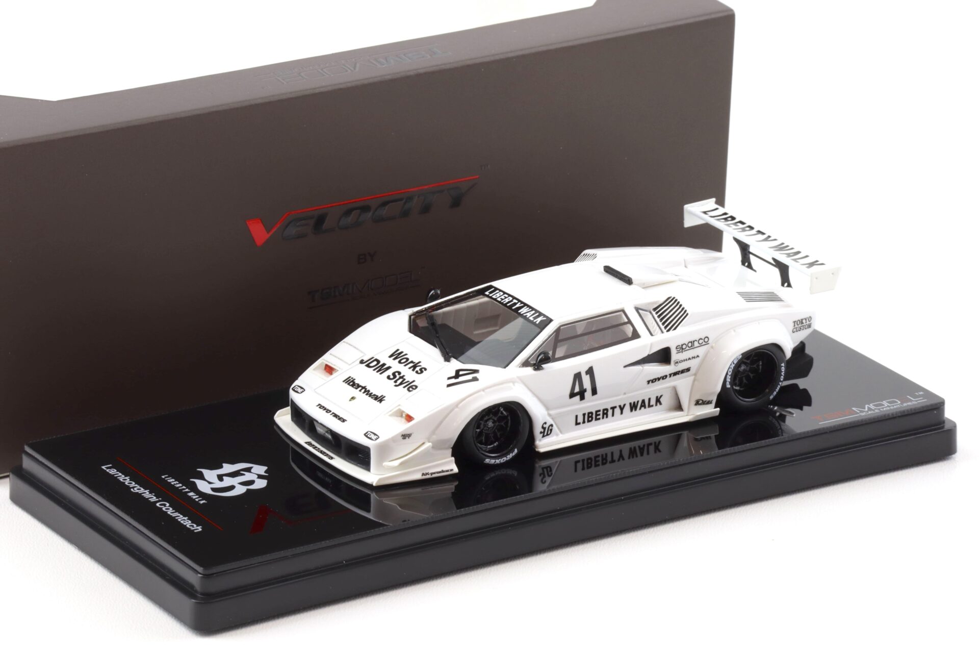 1:43 TSM Model Lamborghini Countach LB-WORKS 2024 Tokyo Auto Salon white TSMV0024