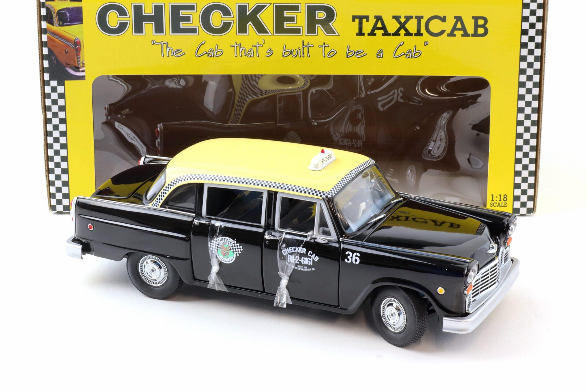 1:18 Sun Star 1963 Dallas Checker A11 Cab Taxi Special black/ beige
