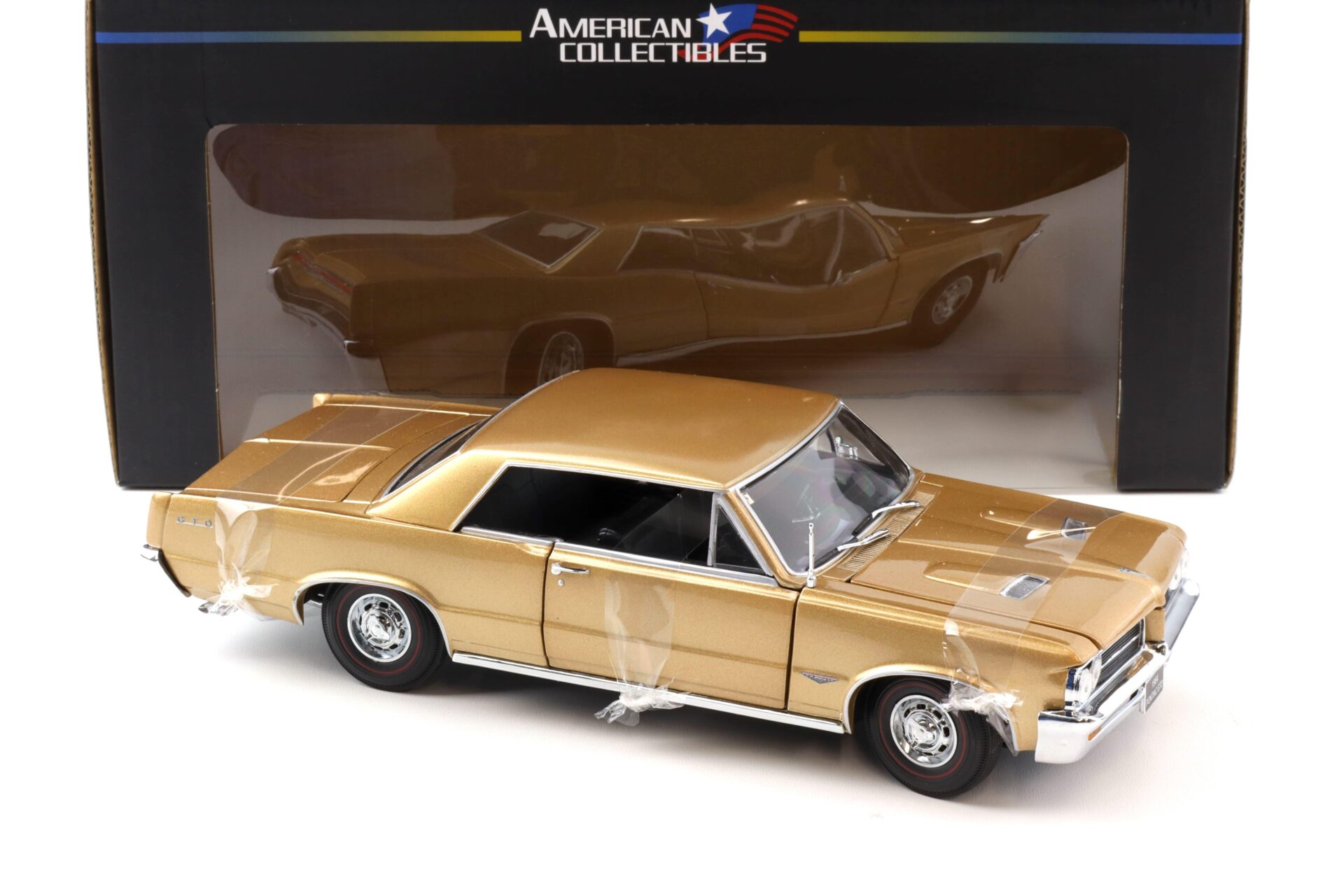 1:18 Sun Star 1964 Pontiac GTO Coupe saddle bronze