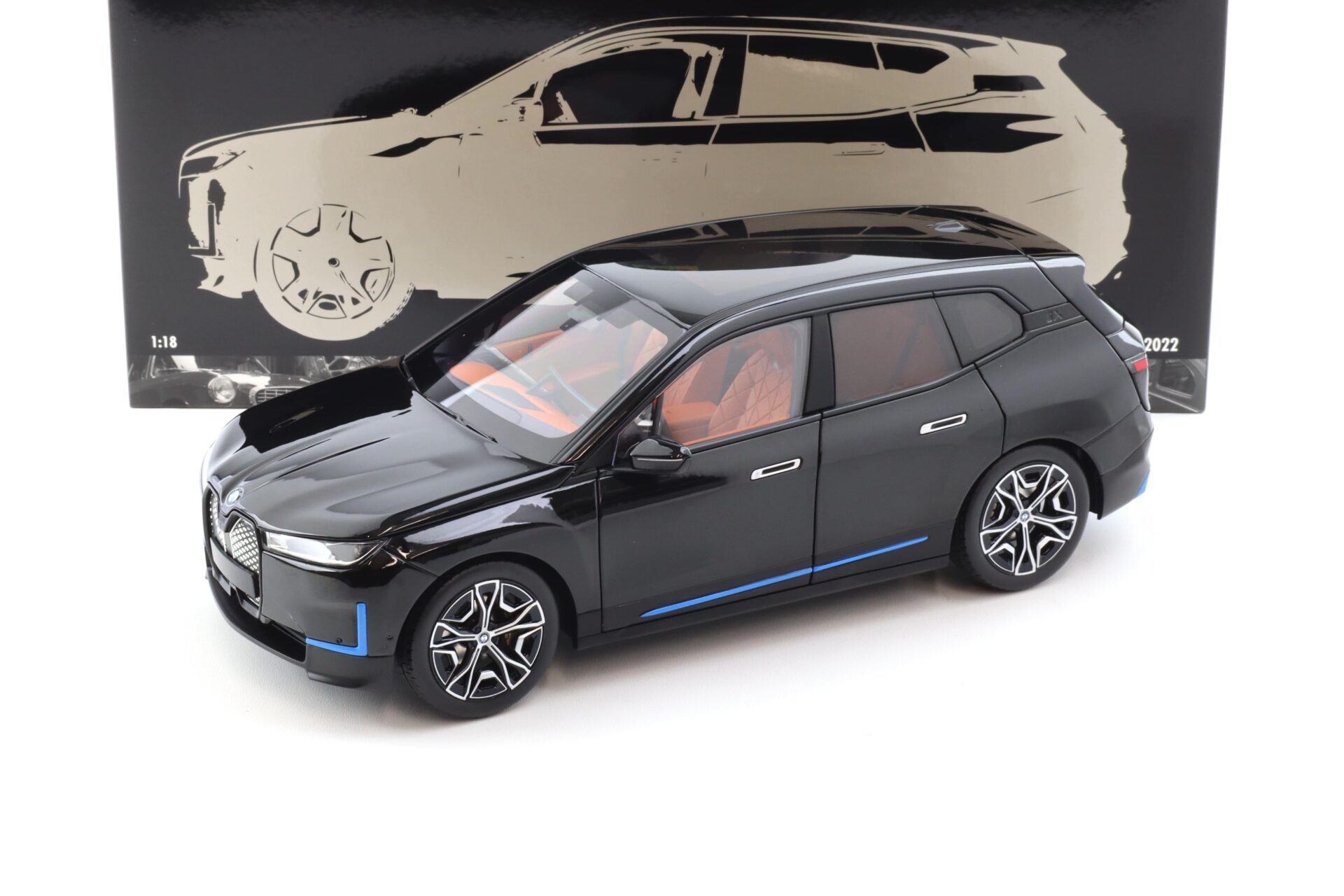 1:18 Minichamps BMW iX 2022 black metallic