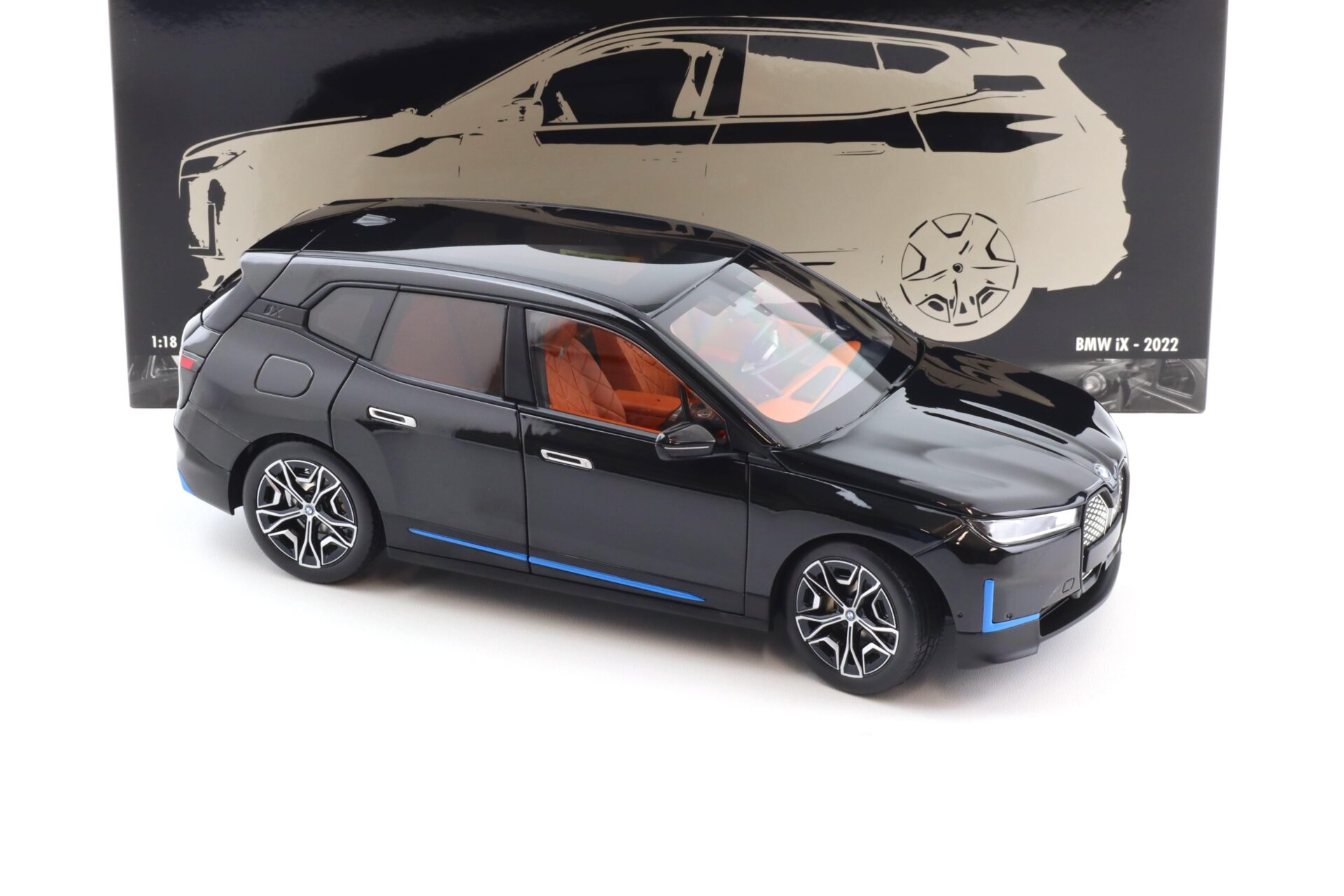 1:18 Minichamps BMW iX 2022 black metallic
