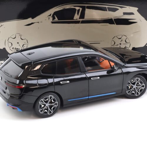1:18 Minichamps BMW iX 2022 black metallic