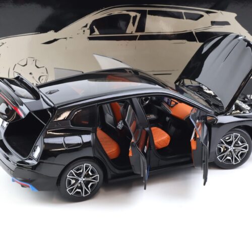 1:18 Minichamps BMW iX 2022 black metallic