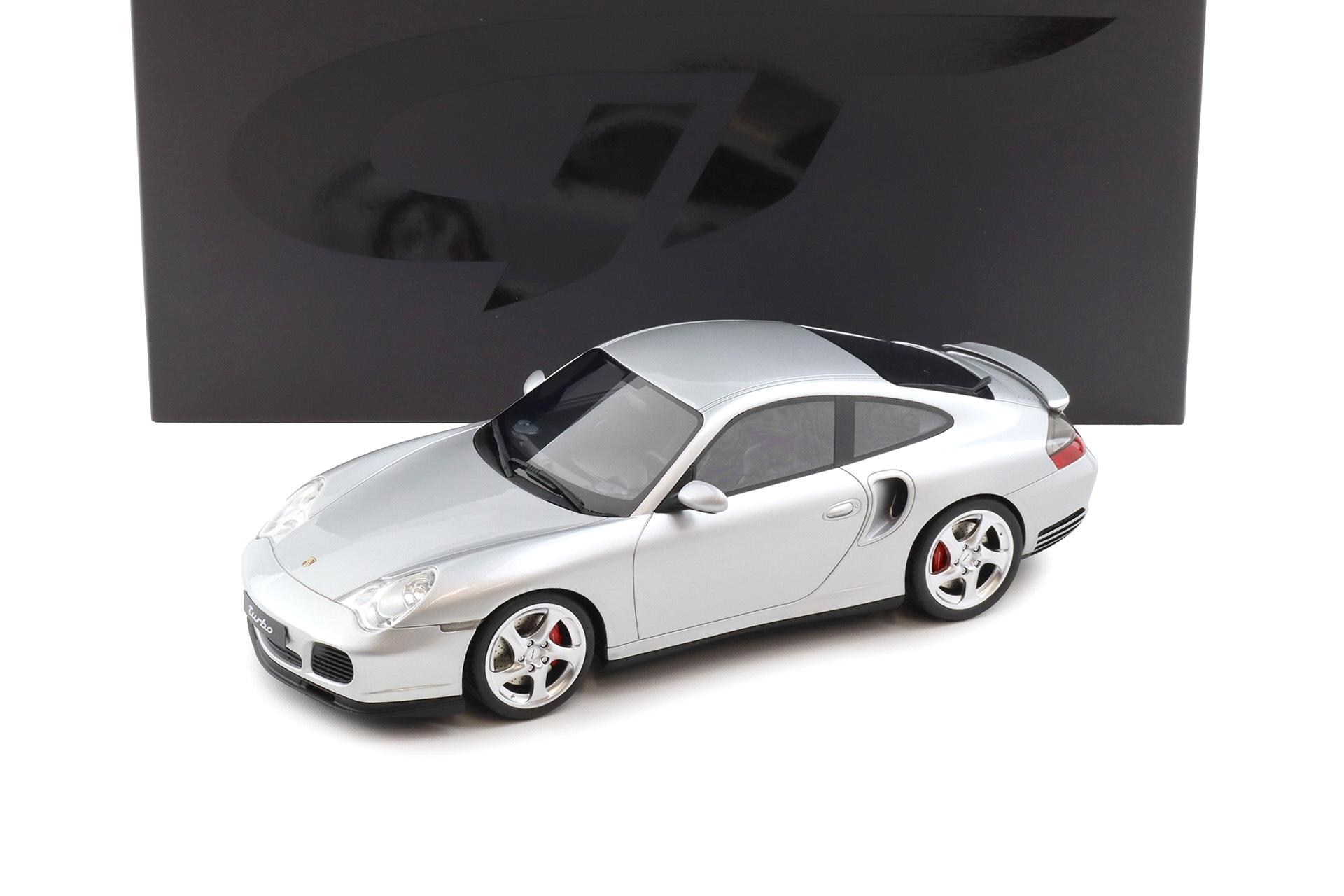 ID 115230.jpg 1:18 GT Spirit GT567 Porsche 911 996 Turbo Coupe 2001 Polar silver metallic