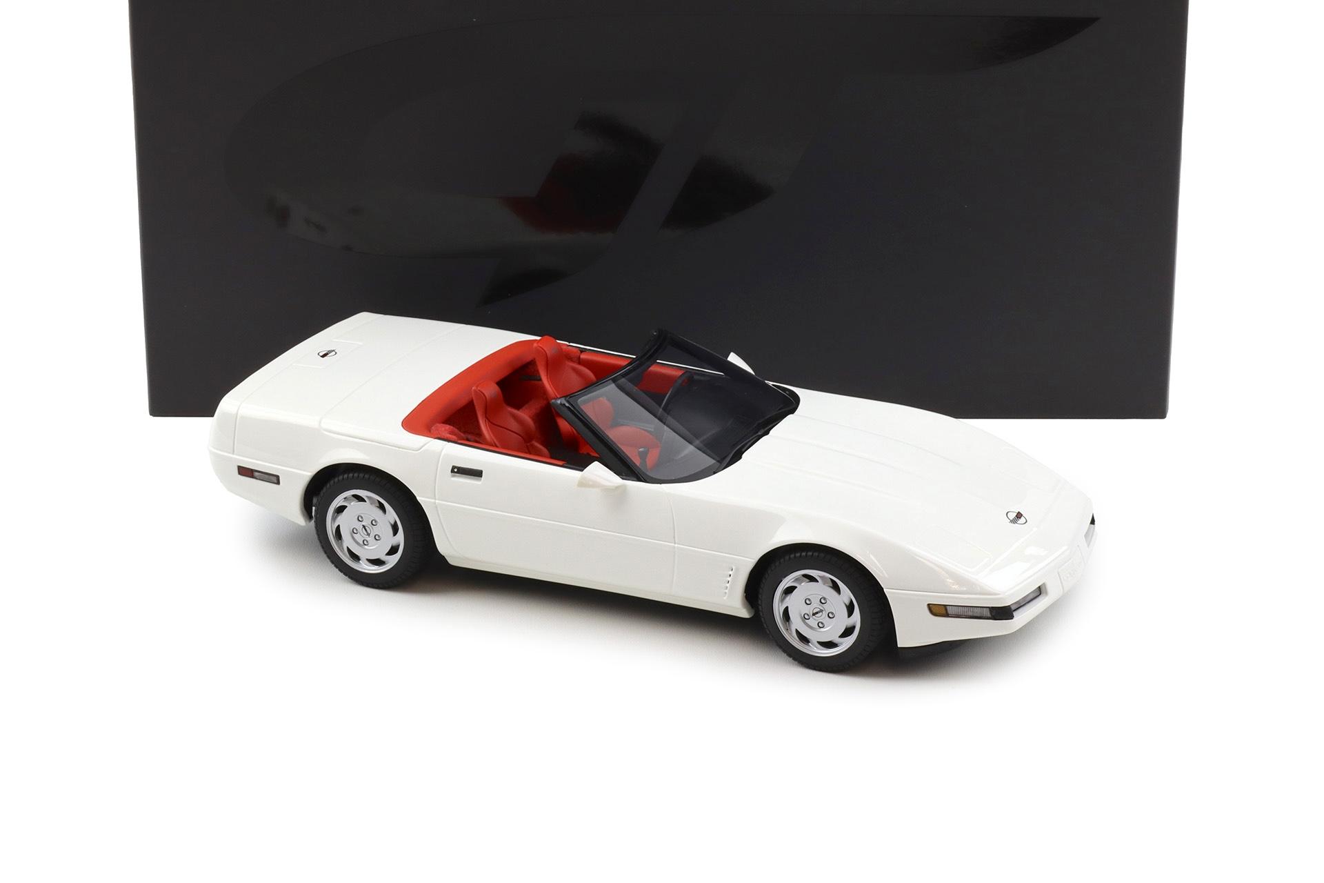 1:18 GT Spirit GT580 Chevrolet Corvette C4 Convertible 1995 Arctic white